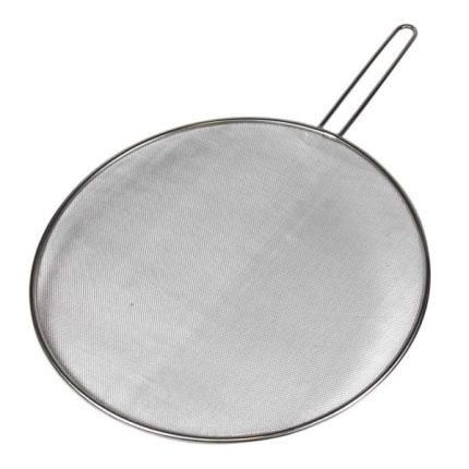 33cm round metal splatter screen with fine mesh and heat-resistant handle, designed to prevent oil and food splatter while cooking in Lagos Nigeria