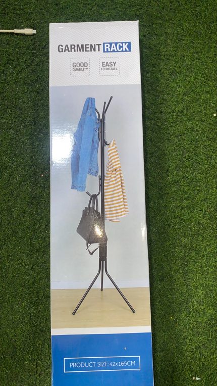 GARMENT RACK